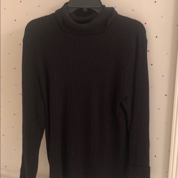 JEANNE PIERRE Sweaters - Jeanne Pierre black turtle neck sweater